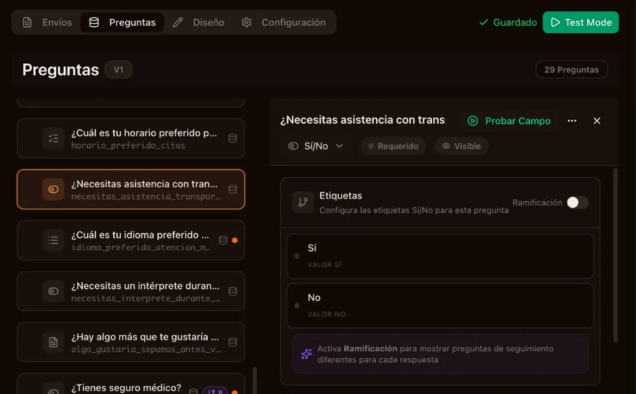 Spanish Intake Bot editor showing Sí/No boolean labels and fully localized field panel
